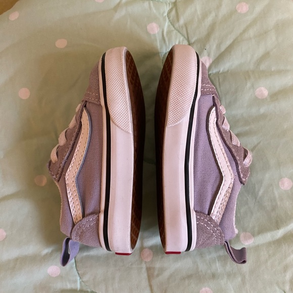 Vans Light Purple Old Skool Velcro Sneakers Toddler size 5 - Picture 4 of 16